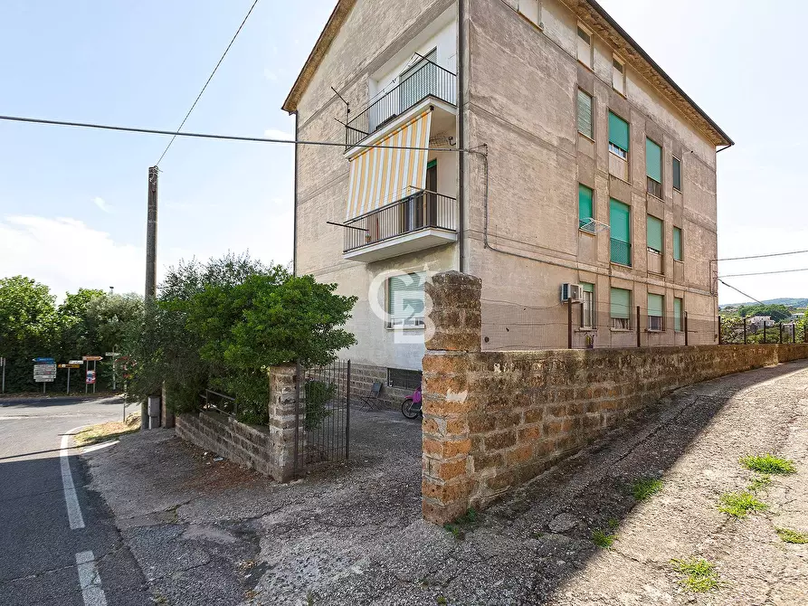 Immagine 24 di Appartamento in vendita  in Via Vallerano a Bassano In Teverina