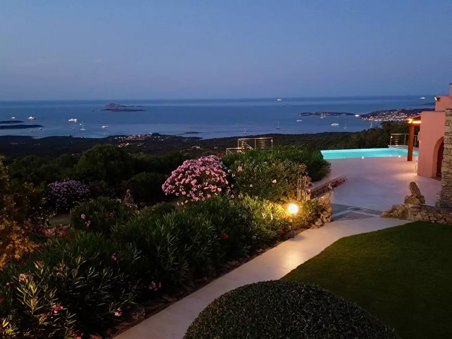Immagine 35 di Villa in vendita  in San Pantaleo Costa Smeralda a Aggius