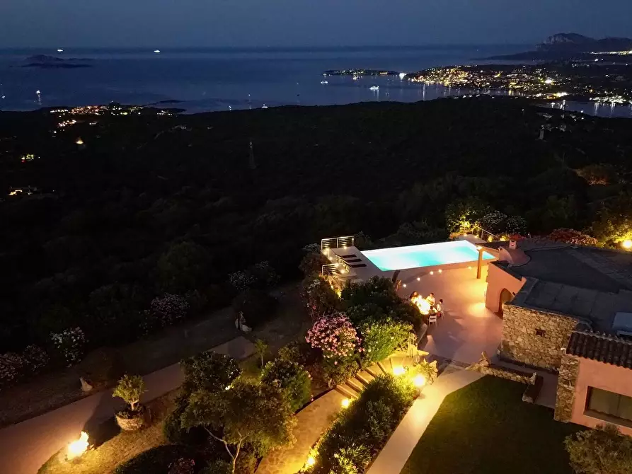 Immagine 34 di Villa in vendita  in San Pantaleo Costa Smeralda a Aggius
