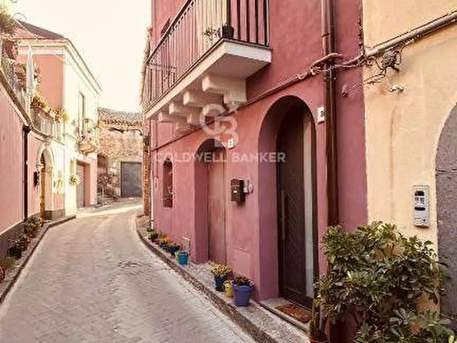 Immagine 17 di Appartamento in affitto  in via Trieste 30 a Linguaglossa