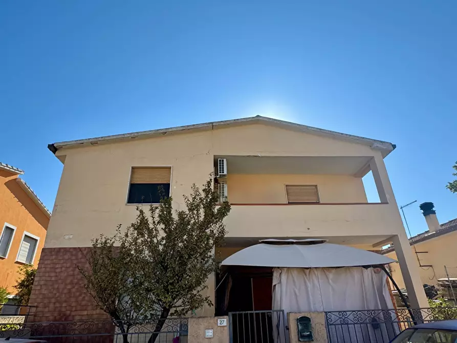 Immagine 2 di Appartamento in vendita  in VIA BENEVENTO 25 a Olbia