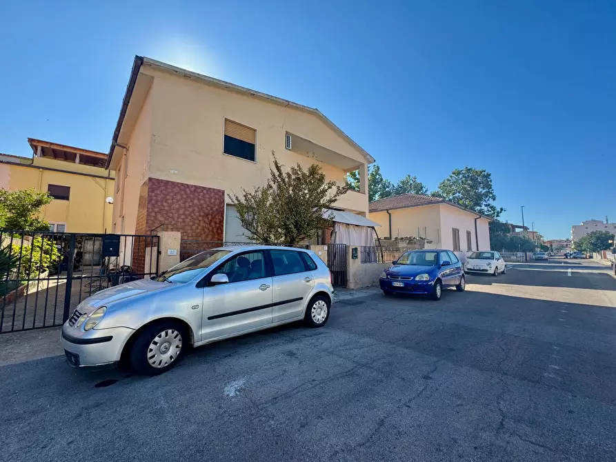 Immagine 4 di Appartamento in vendita  in VIA BENEVENTO 25 a Olbia