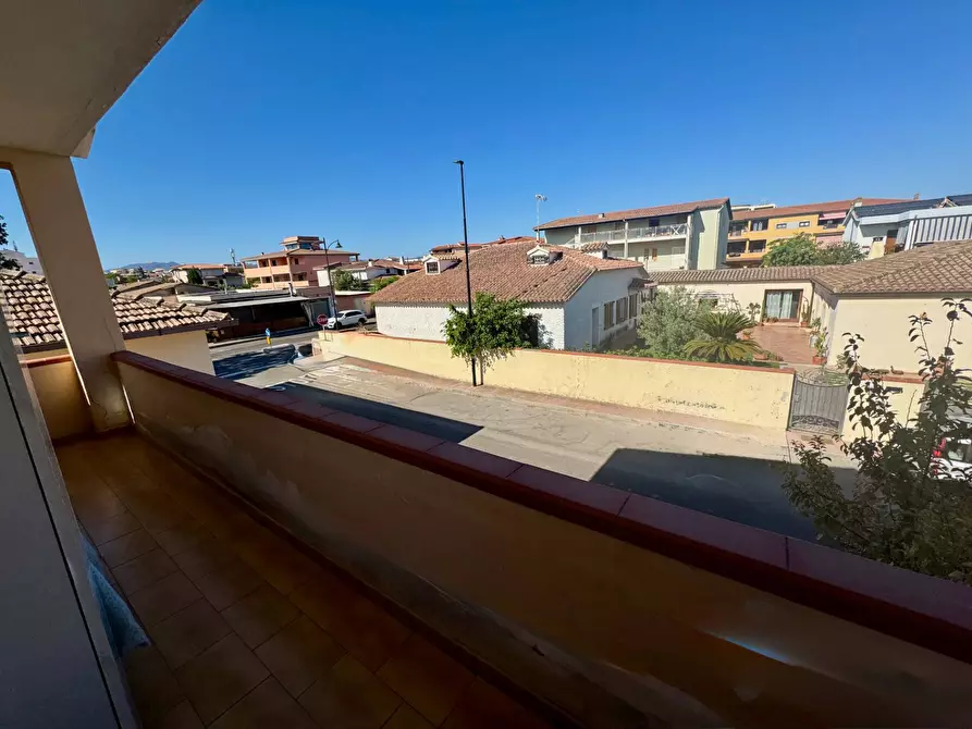 Immagine 15 di Appartamento in vendita  in VIA BENEVENTO 25 a Olbia