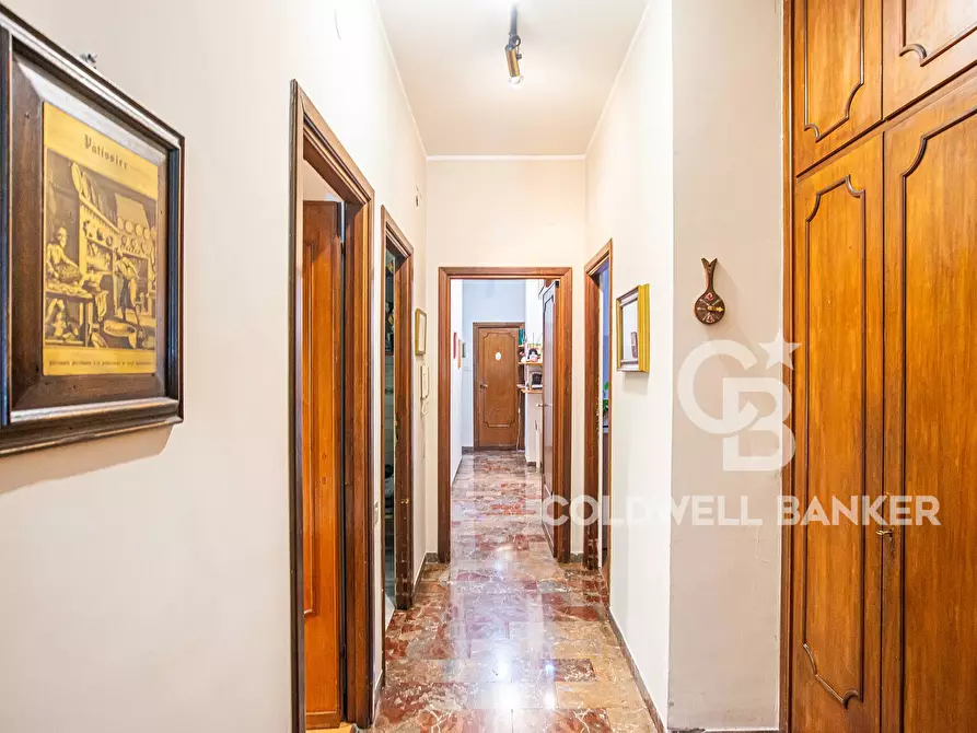 Immagine 19 di Appartamento in vendita  in Via Renato Fucini 200 a Roma