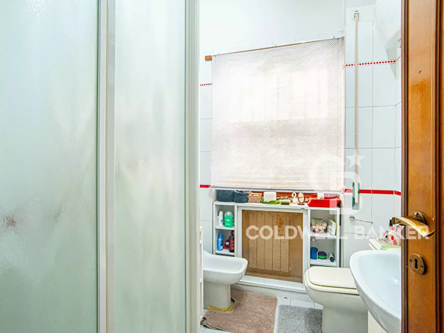 Immagine 34 di Appartamento in vendita  in Via Renato Fucini 200 a Roma