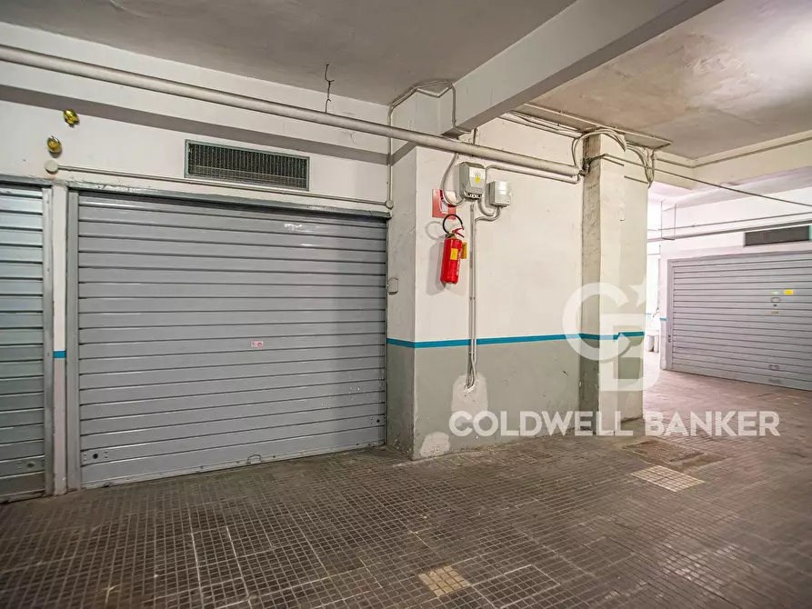 Immagine 47 di Appartamento in vendita  in Via Renato Fucini 200 a Roma