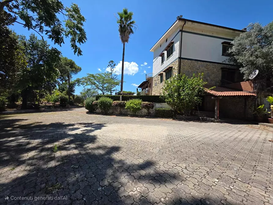 Immagine 2 di Villa in vendita  in Via Sant'eustachio 87 a Salerno