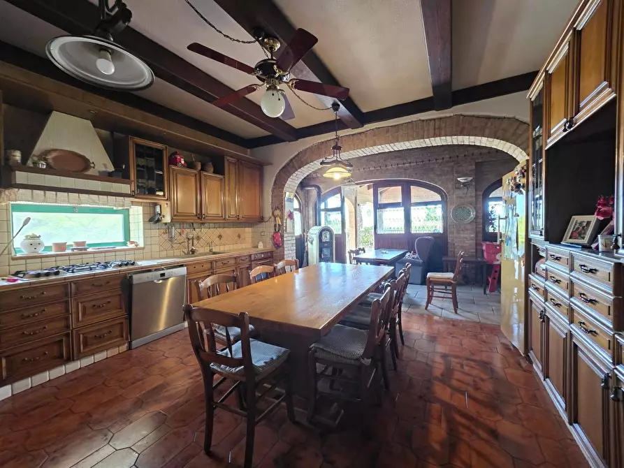 Immagine 10 di Villa in vendita  in Via Sant'eustachio 87 a Salerno