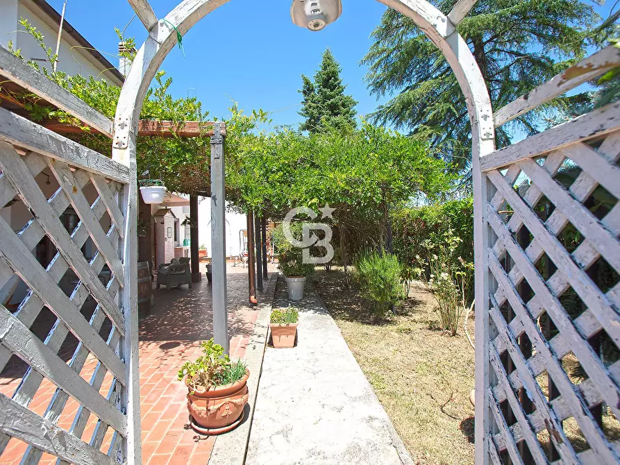 Immagine 4 di Villa in vendita  in Via del Colle a Bassano In Teverina