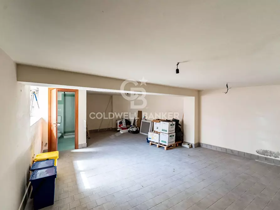 Immagine 15 di Laboratorio in vendita  in Via Dafnica 107 a Acireale