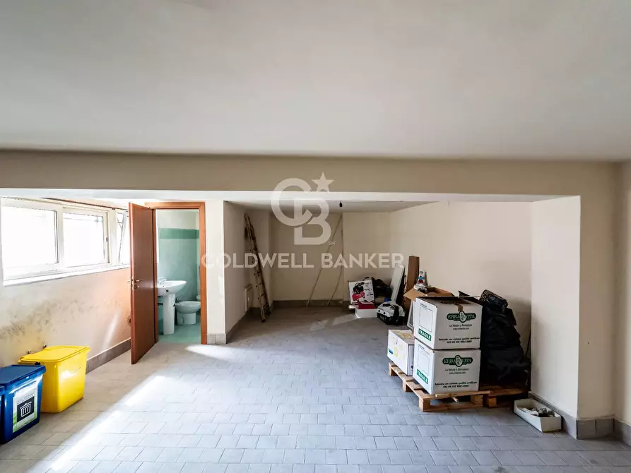 Immagine 16 di Laboratorio in vendita  in Via Dafnica 107 a Acireale