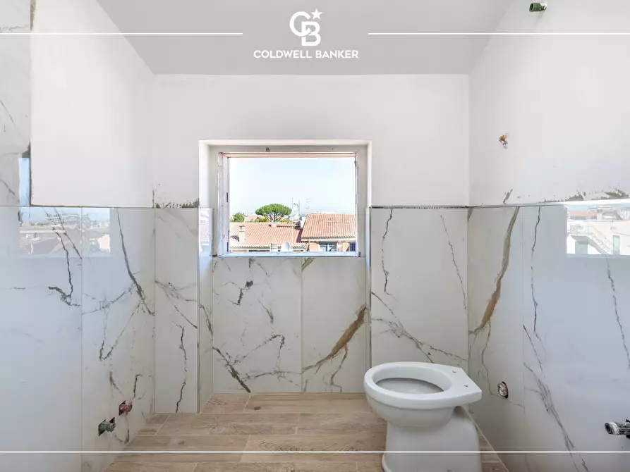 Immagine 12 di Attico in vendita  in Via Francesco Vella 6 a Ciampino