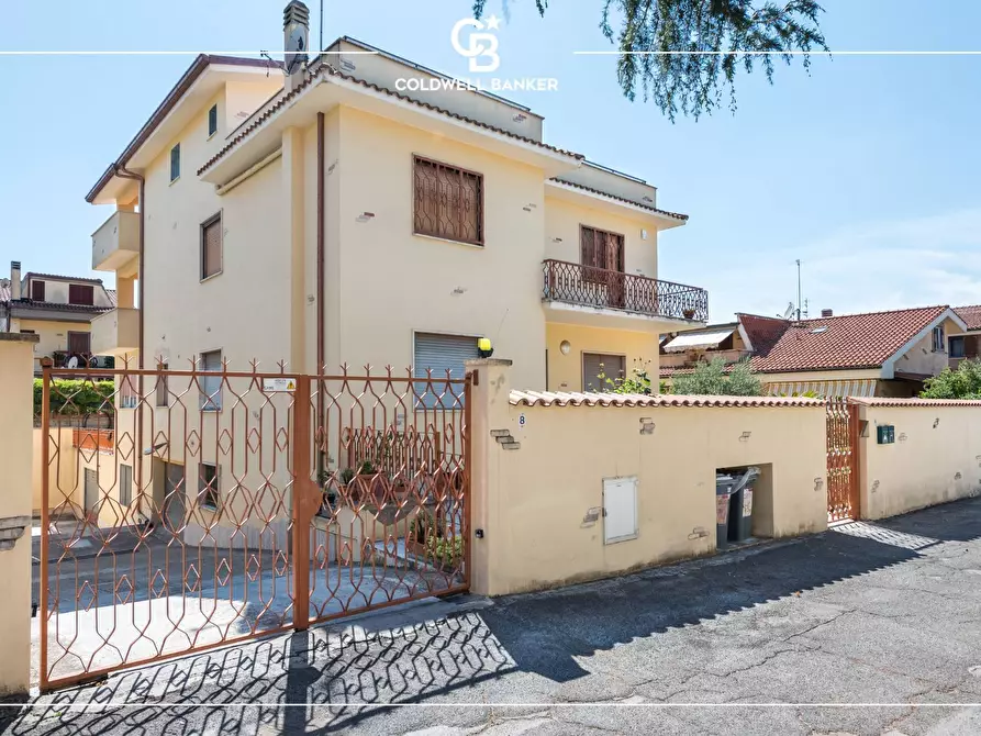 Immagine 13 di Attico in vendita  in Via Francesco Vella 6 a Ciampino