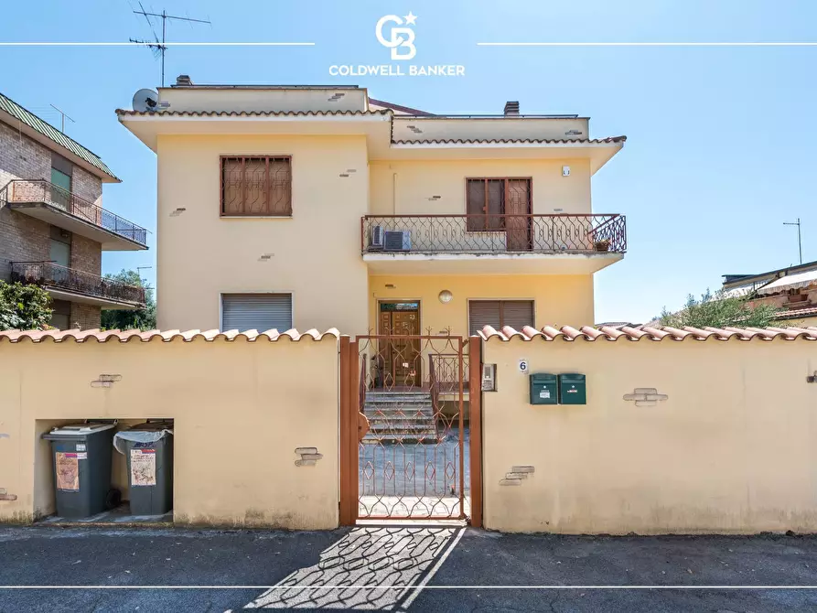 Immagine 18 di Attico in vendita  in Via Francesco Vella 6 a Ciampino