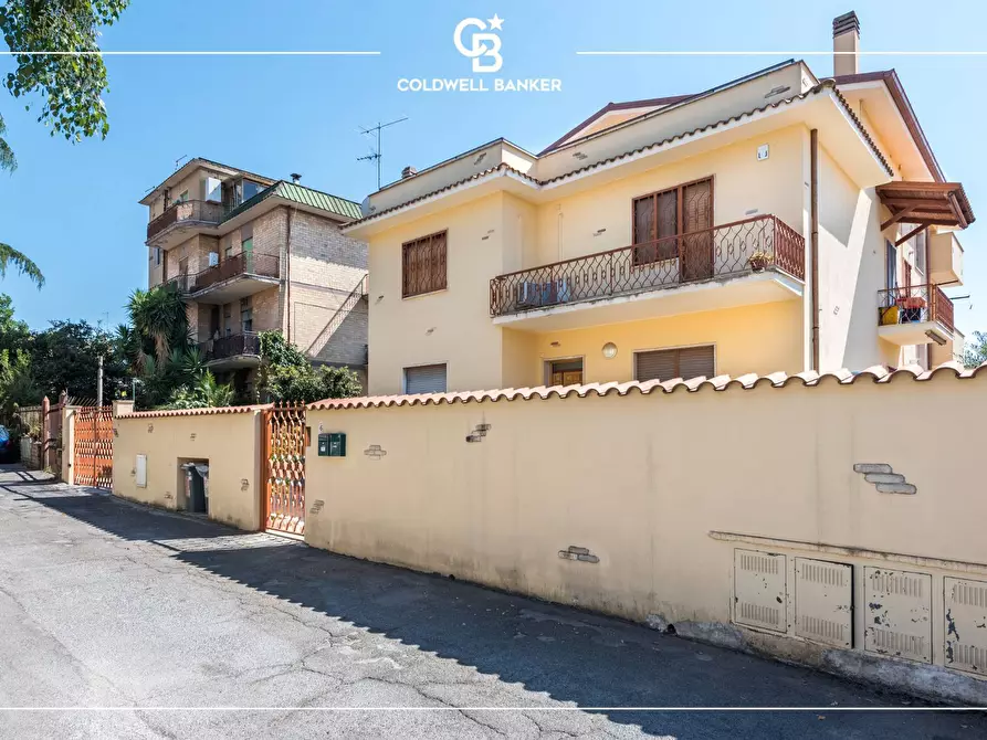 Immagine 21 di Attico in vendita  in Via Francesco Vella 6 a Ciampino