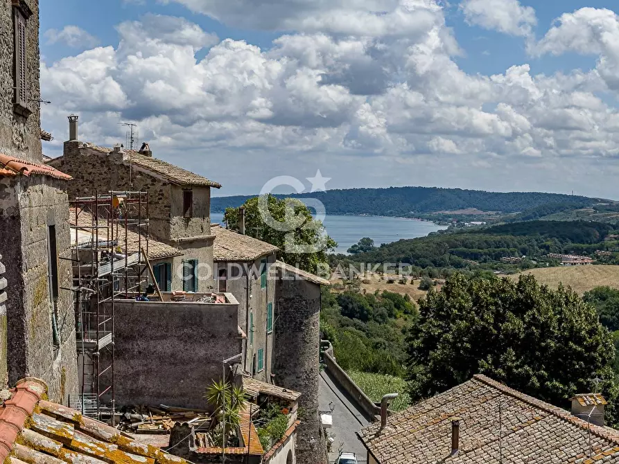 Immagine 19 di Appartamento in vendita  in Via della Collegiata 28 a Bracciano