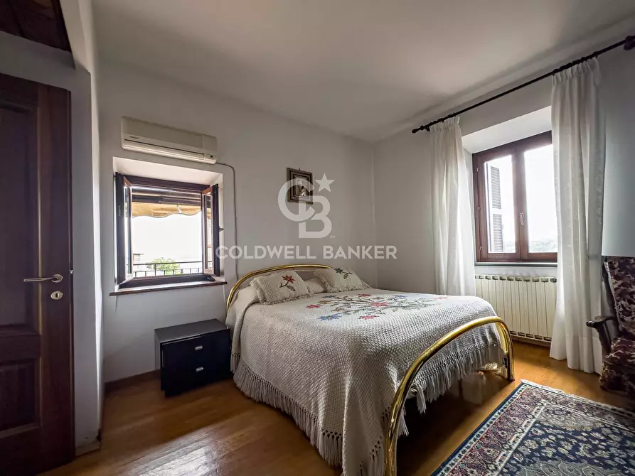 Immagine 29 di Appartamento in vendita  in Via della Collegiata 28 a Bracciano