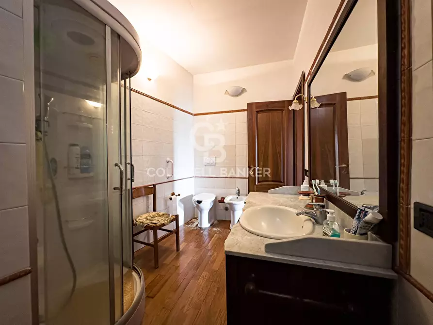 Immagine 40 di Appartamento in vendita  in Via della Collegiata 28 a Bracciano