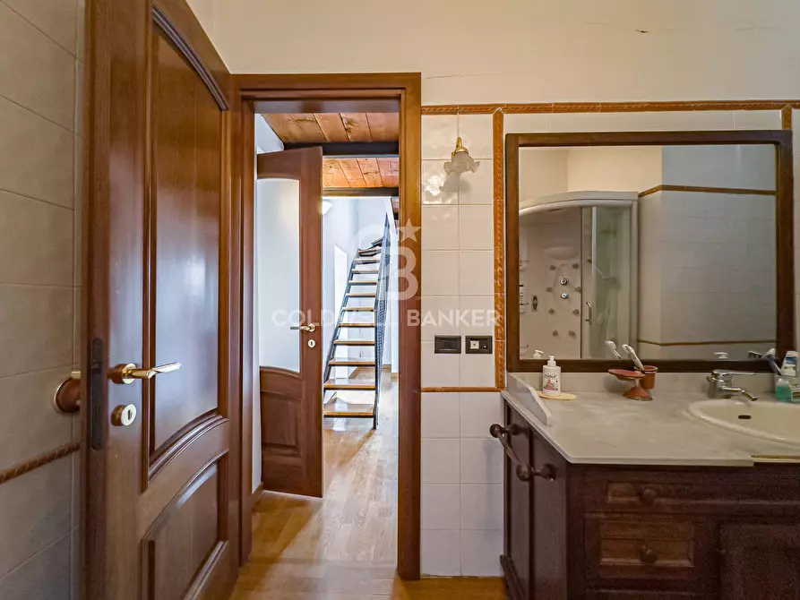 Immagine 41 di Appartamento in vendita  in Via della Collegiata 28 a Bracciano