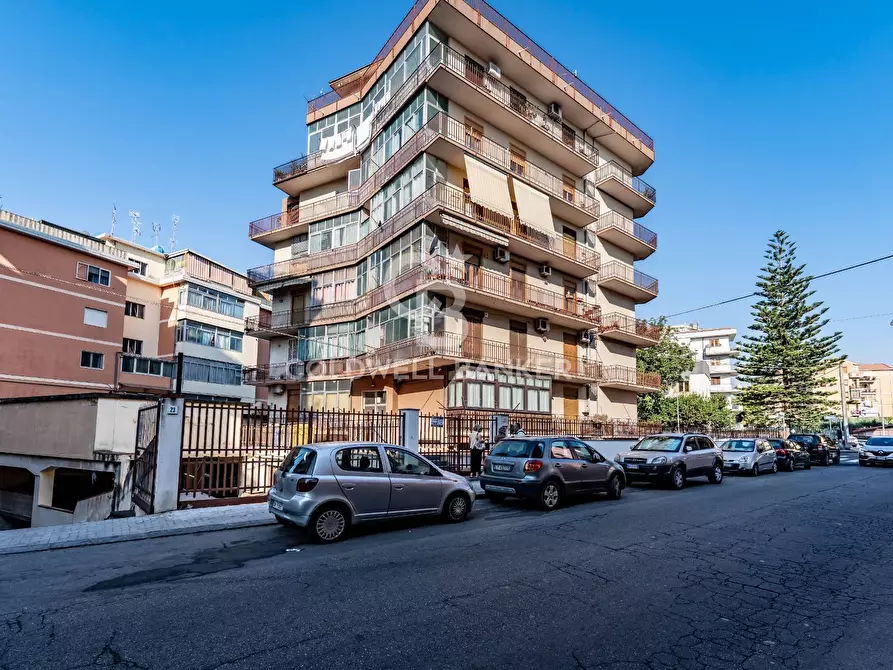 Immagine 2 di Appartamento in vendita  in via Ariosto 25 a Acireale