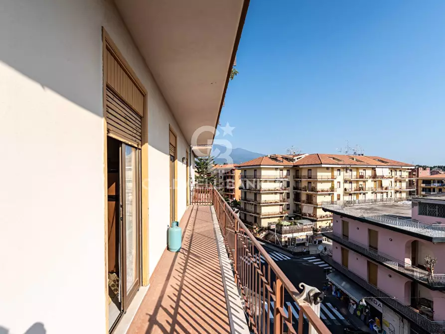 Immagine 29 di Appartamento in vendita  in via Ariosto 25 a Acireale