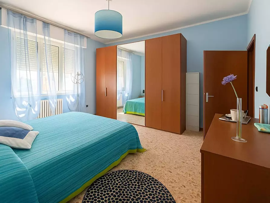 Immagine 9 di Appartamento in vendita  in via Donizetti a Cattolica