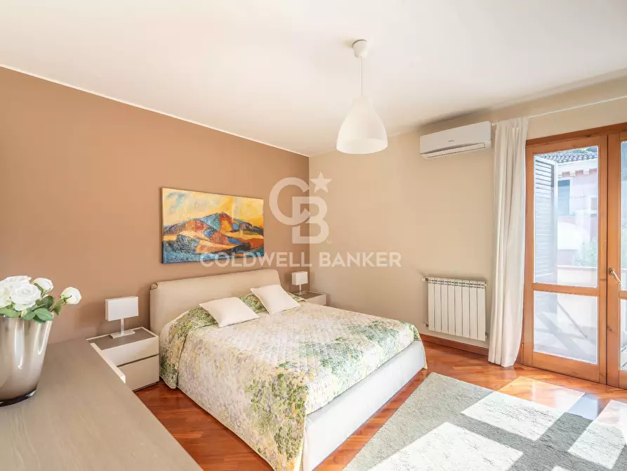 Immagine 12 di Appartamento in vendita  a Acireale