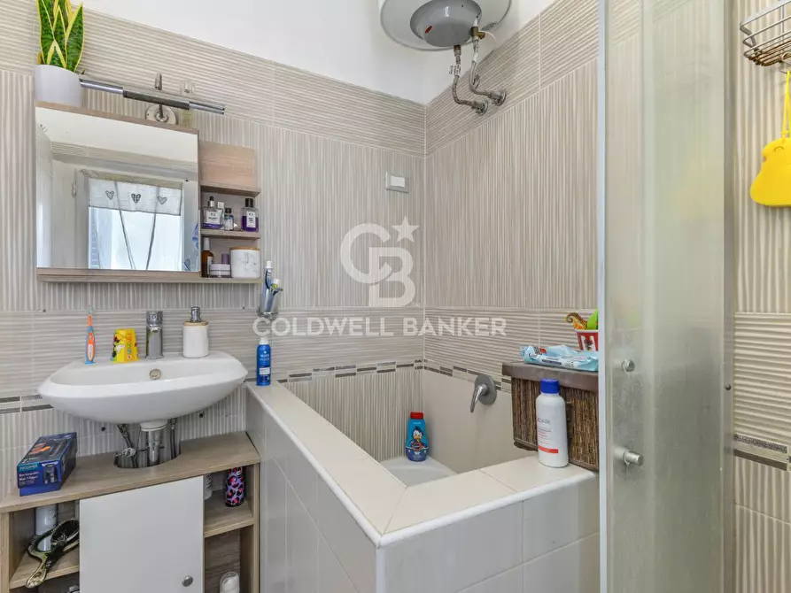 Immagine 11 di Appartamento in vendita  in Via San Martino a Campo Nell'elba