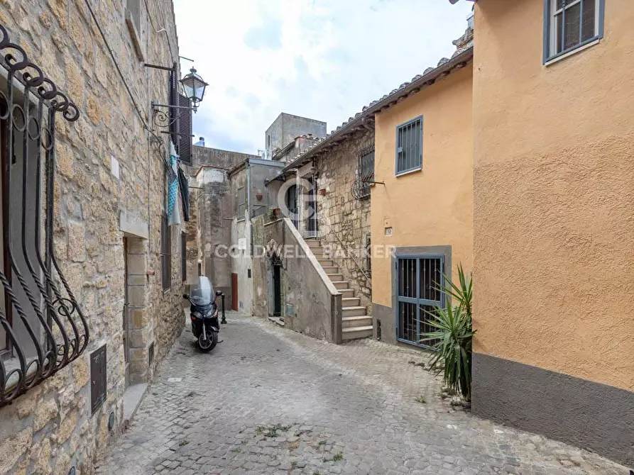 Immagine 10 di Casa semindipendente in vendita  in Via Vicolo Storto 8 a Tarquinia