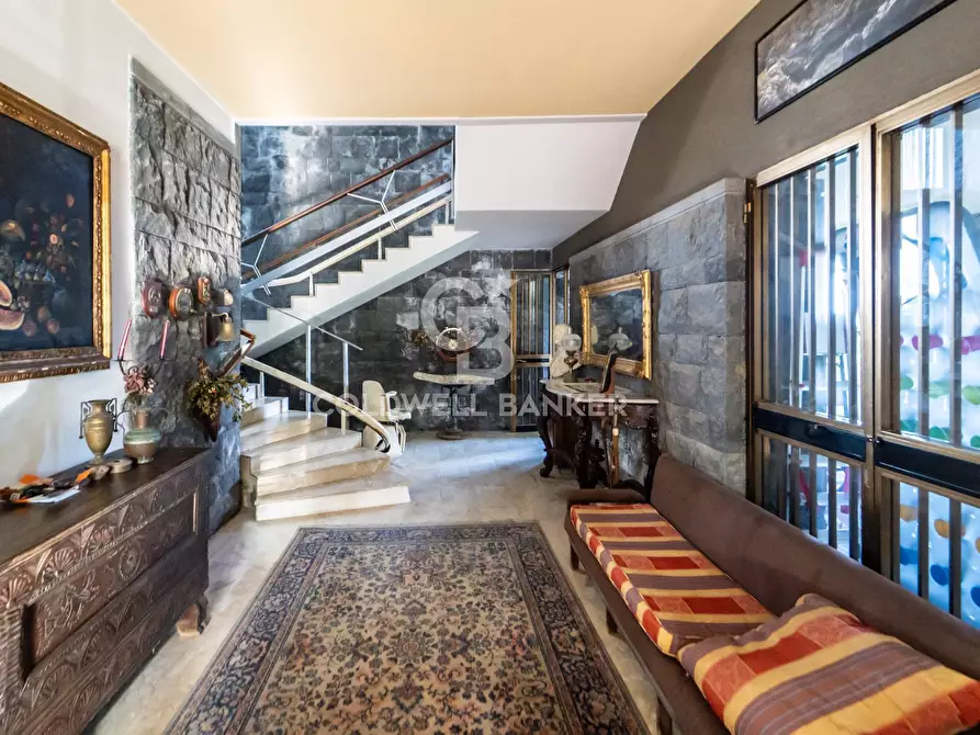 Immagine 4 di Villa in vendita  in Via Garritta 62 a Acireale