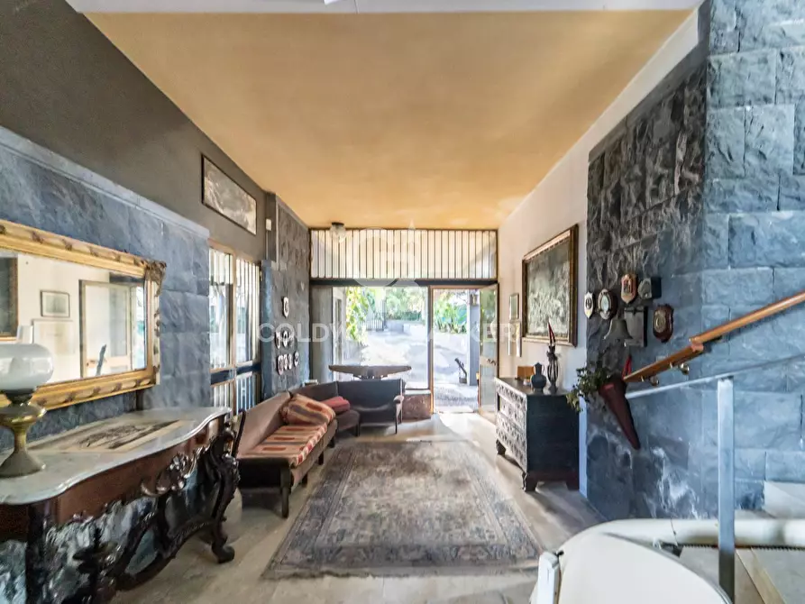 Immagine 7 di Villa in vendita  in Via Garritta 62 a Acireale