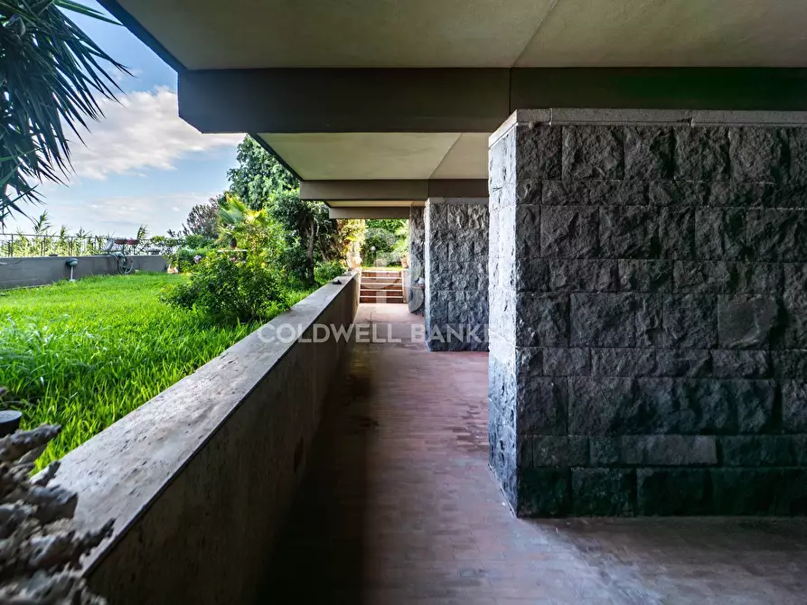 Immagine 8 di Villa in vendita  in Via Garritta 62 a Acireale