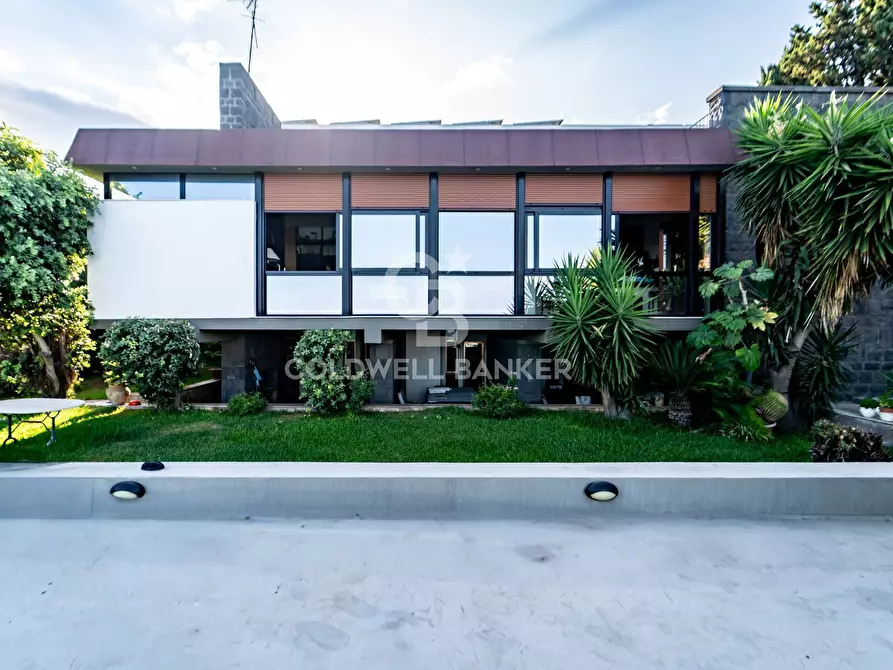 Immagine 19 di Villa in vendita  in Via Garritta 62 a Acireale