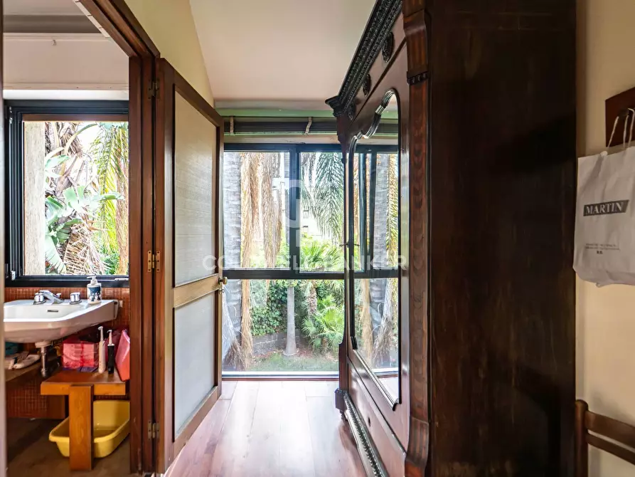 Immagine 39 di Villa in vendita  in Via Garritta 62 a Acireale