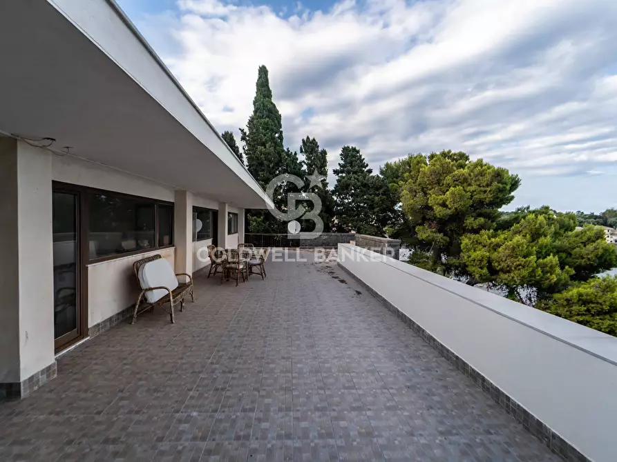 Immagine 41 di Villa in vendita  in Via Garritta 62 a Acireale