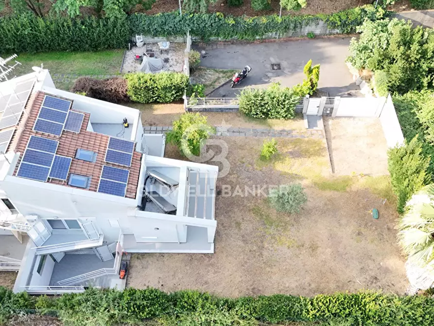 Immagine 3 di Villa in vendita  in Via Marco Polo 4 a Viagrande