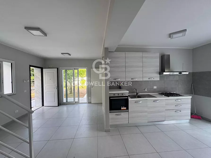 Immagine 15 di Villa in vendita  in Via Marco Polo 4 a Viagrande