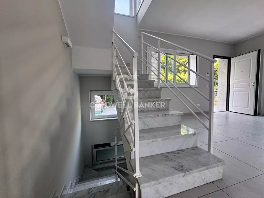 Immagine 16 di Villa in vendita  in Via Marco Polo 4 a Viagrande