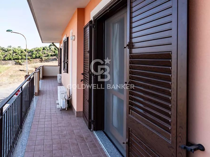 Immagine 32 di Appartamento in vendita  a Acireale