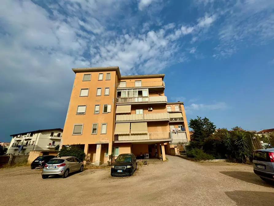 Immagine 2 di Appartamento in vendita  in Via Del Piave 27/A a Olbia