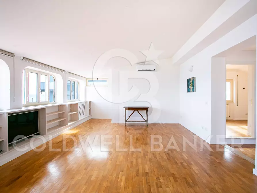 Immagine 4 di Attico in vendita  in Via Botticelli 3 a Santa Marinella