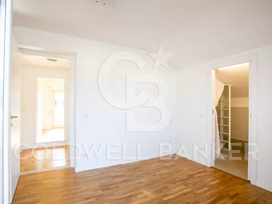 Immagine 13 di Attico in vendita  in Via Botticelli 3 a Santa Marinella