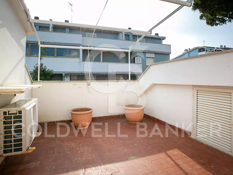 Immagine 19 di Attico in vendita  in Via Botticelli 3 a Santa Marinella