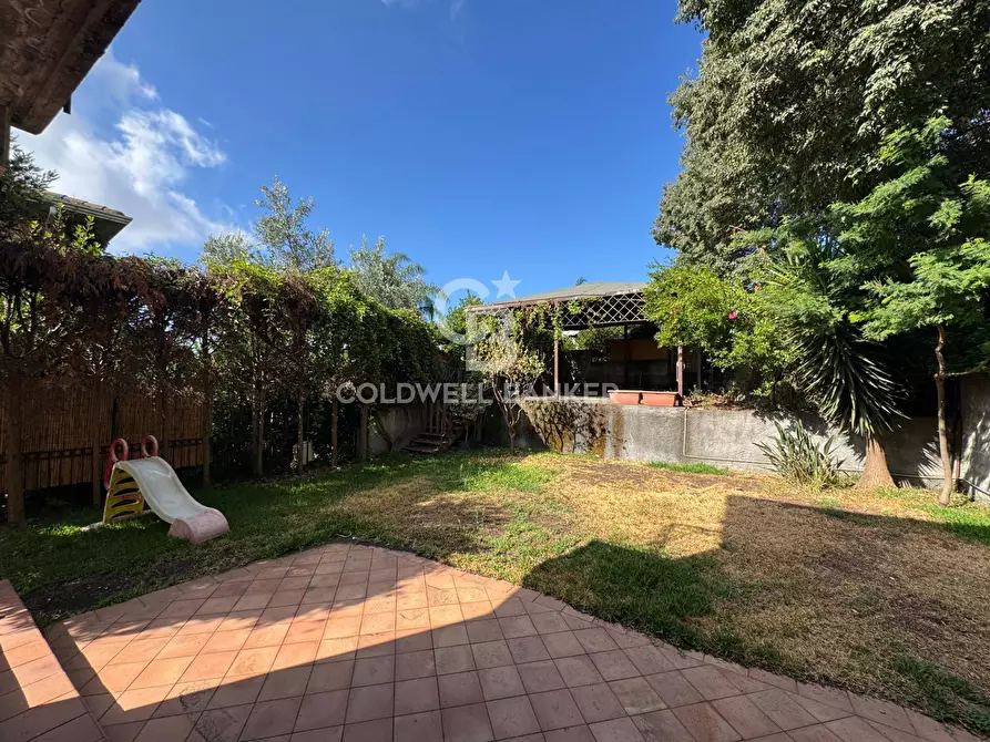 Immagine 3 di Villa in vendita  in Via Alcaloro Petrone 16/B - 16/C a Viagrande