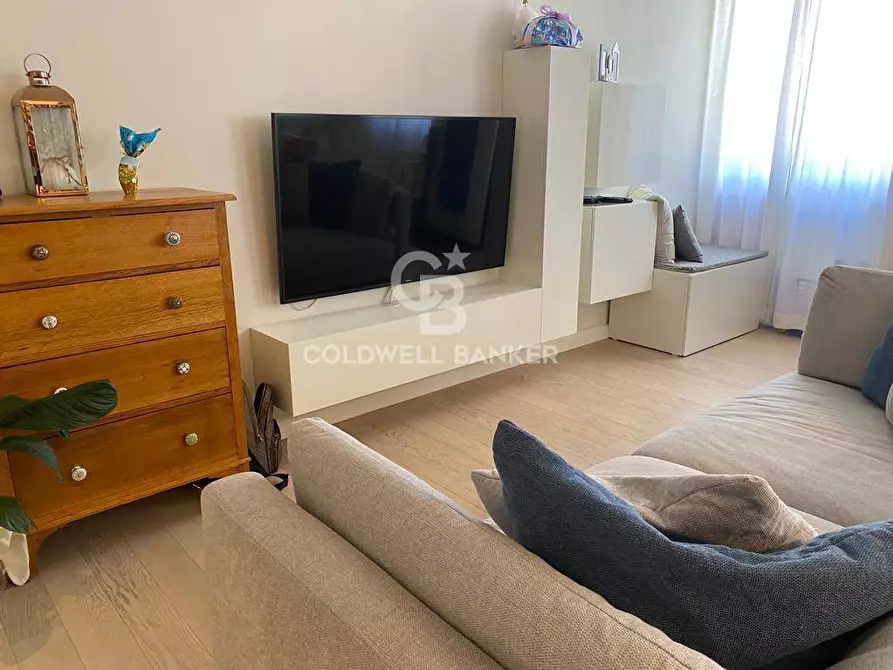 Immagine 10 di Appartamento in vendita  in Via Francesco Domenico Guerrazzi a Portoferraio