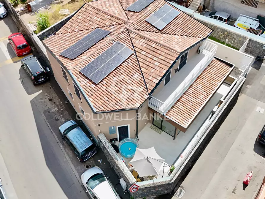 Immagine 6 di Villa in vendita  in Via Brindisi 18 a San Giovanni La Punta