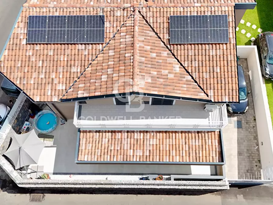 Immagine 7 di Villa in vendita  in Via Brindisi 18 a San Giovanni La Punta