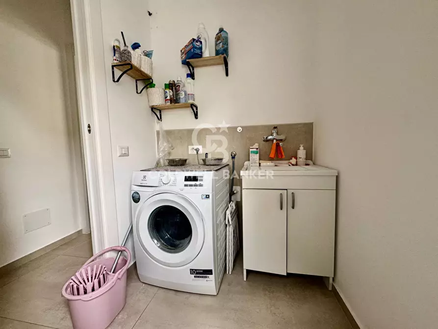 Immagine 17 di Villa in vendita  in Via Brindisi 18 a San Giovanni La Punta