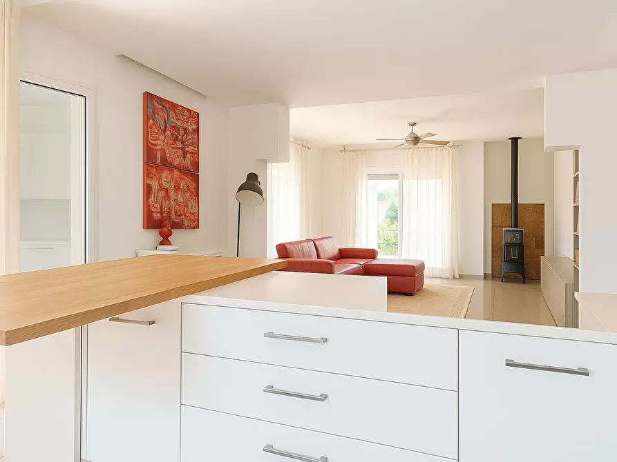 Immagine 2 di Villa in vendita  in Via Fermi a San Giovanni In Marignano