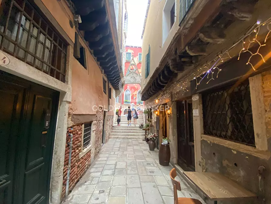 Immagine 12 di Negozio in vendita  in Calle Castello - Paradiso a Venezia
